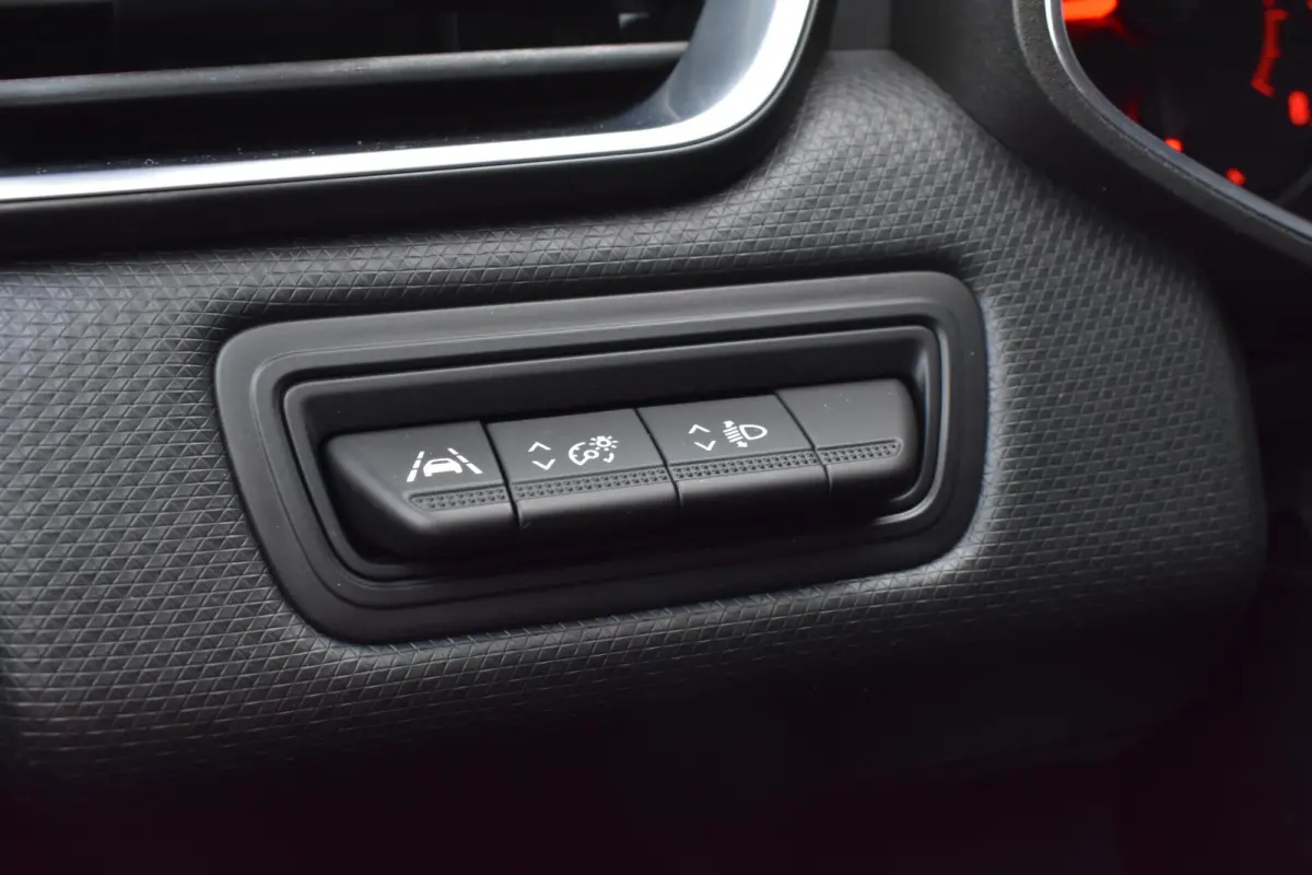 1.0 TCe Zen|Navi|Airco|Apple carplay/Android auto|Cruise control|