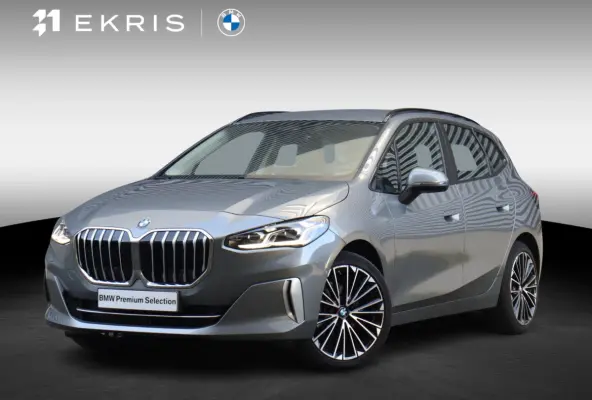 220i | Luxury Line | Premium Pack | Comfort Access | Sportstoelen | Adaptive LED | Verwarmbare Voorstoelen | 19'' LMV |