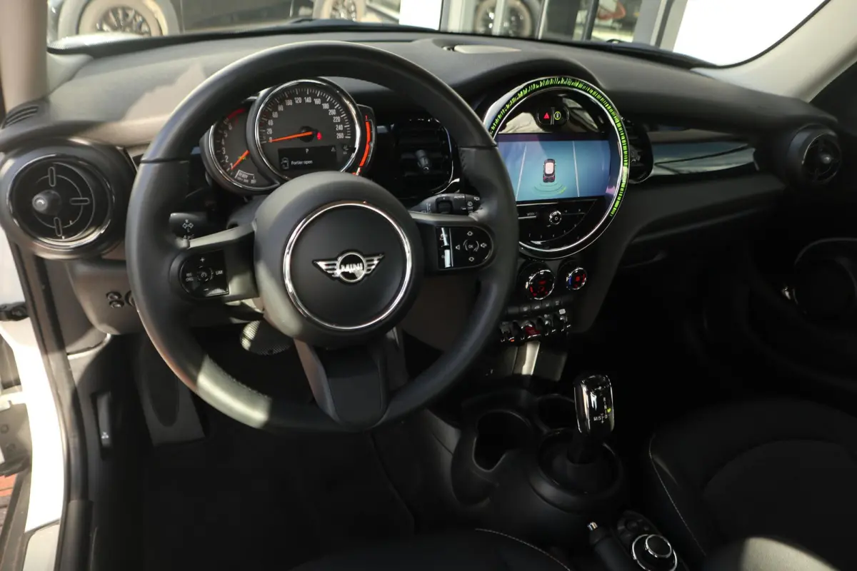 Cooper | Cruise Control | Parkeersensor Achter | LED Koplampen |
