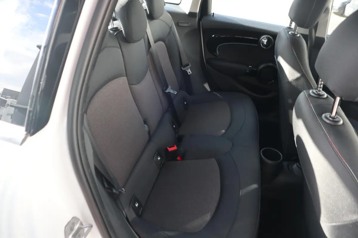 Cooper | Cruise Control | Parkeersensor Achter | LED Koplampen |