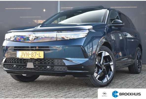 1.6 Turbo Plug-in-Hybrid GS 195pk DEMO-DEAL! 8 Jaar Garantie! | Schuif-/Kanteldak | FOCAL | Comfortstoelen | 360 Camera | LED-Matrix | Adaptive Cruise | Elektr. Achterklep | !!