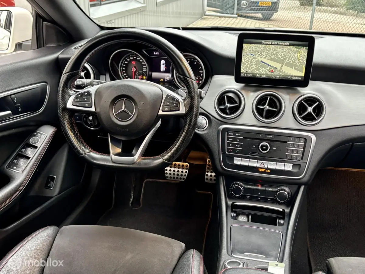 200 AMG PAKKET, NAVI, PANO, CAMERA. 200
