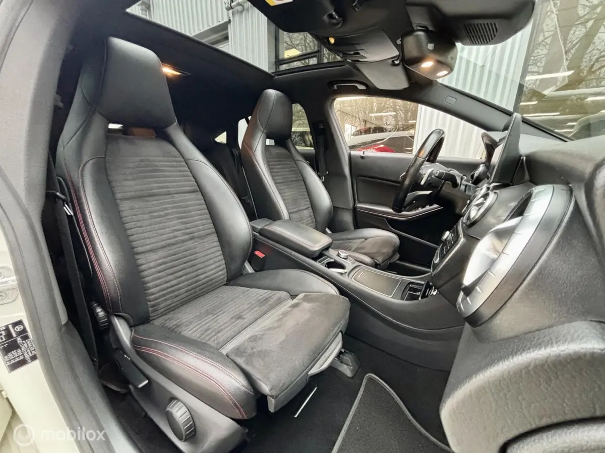 200 AMG PAKKET, NAVI, PANO, CAMERA. 200