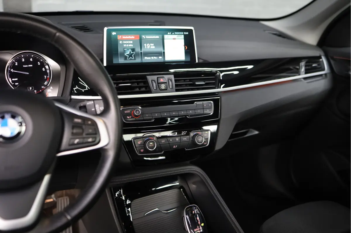 sDrive18i Executive Edition | NAP | PANORAMADAK | TREKHAAK | HUD | HOGE INSTAP |