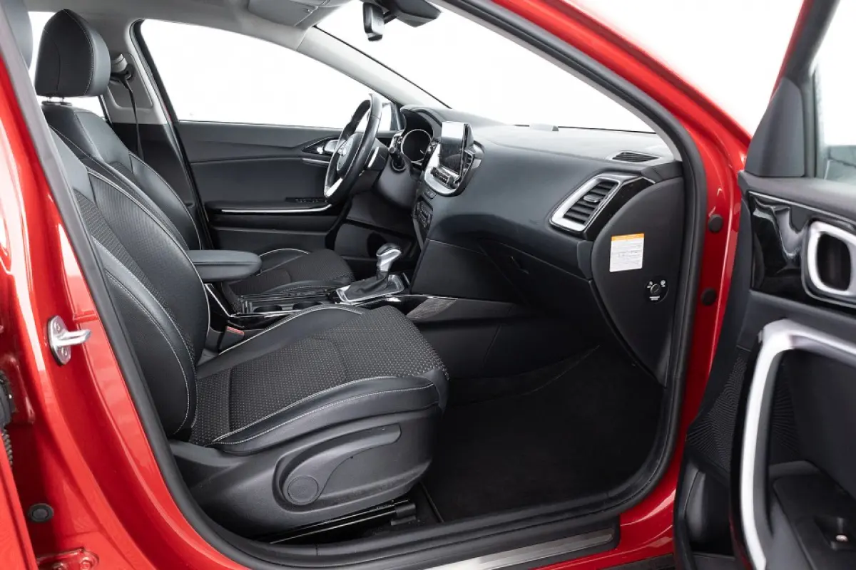 1.6 GDi PHEV DynamicPlusLine | Half LEDER | ECC | NAVI | CARPLAY