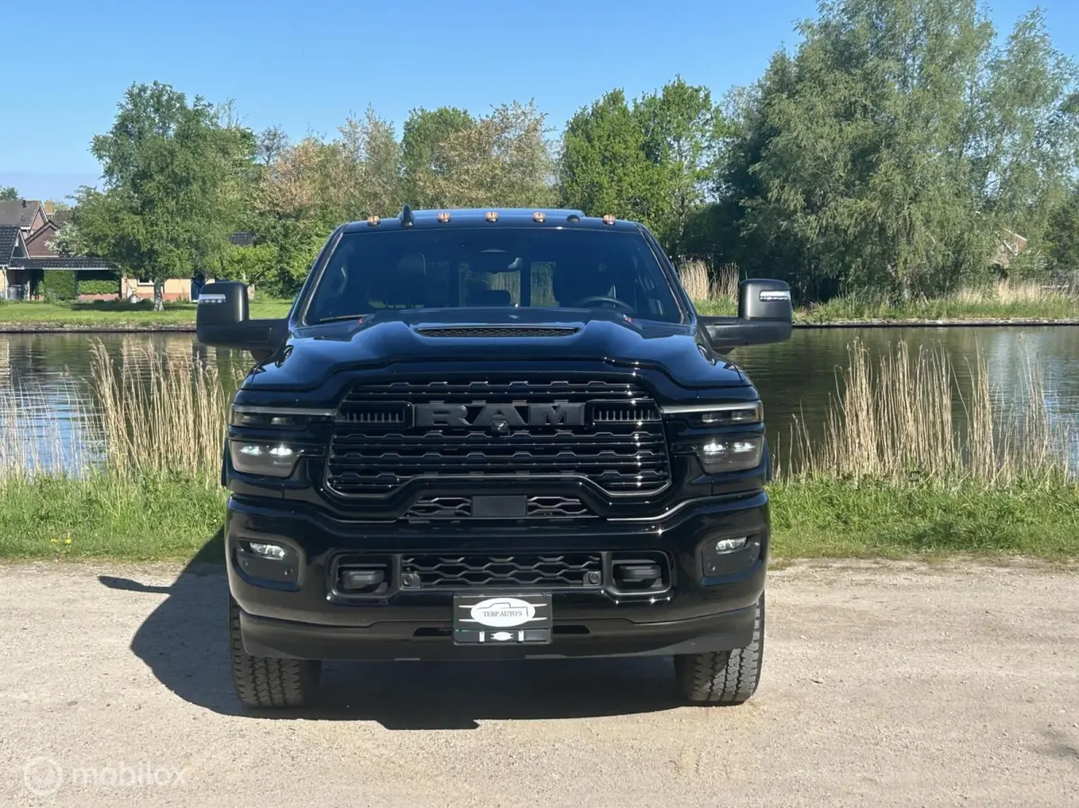 2500 Limited 6.7 Cummins H.O. 430pk 6737kg Trekgewicht