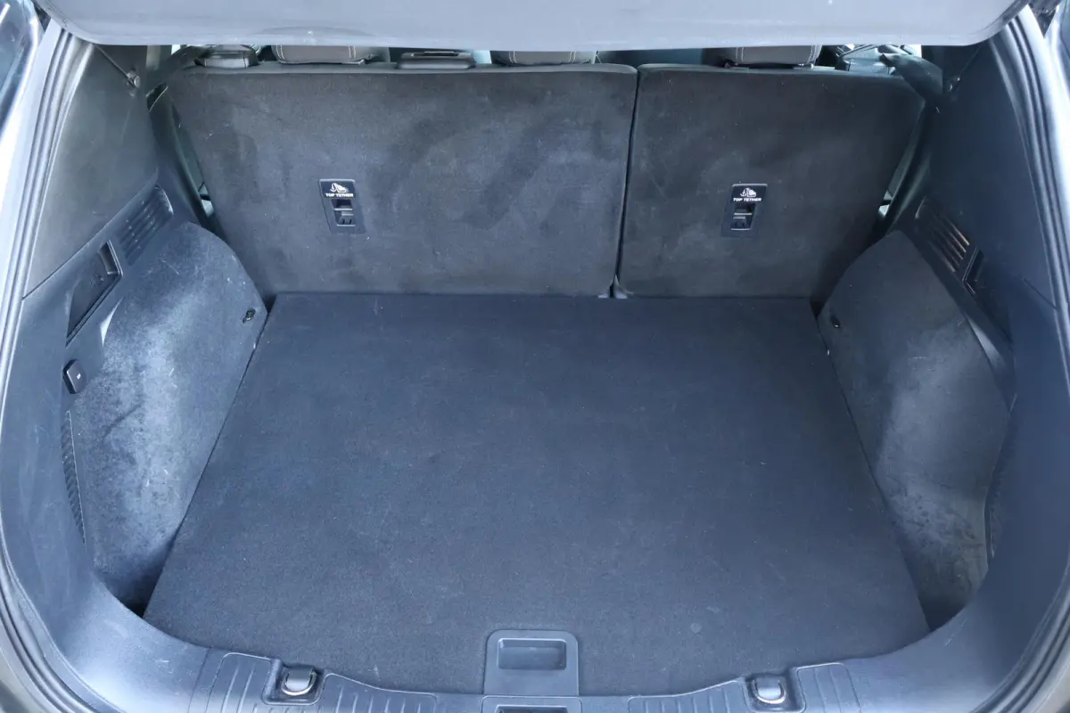 1.5 Titanium 1e Eigenaar | Volledig Onderh | BTW | NL-Auto | Winterpack | 360Cam | Navi | Carplay | ACC | Bots | Keyless | LED | DAB | PDC | Start/Stop