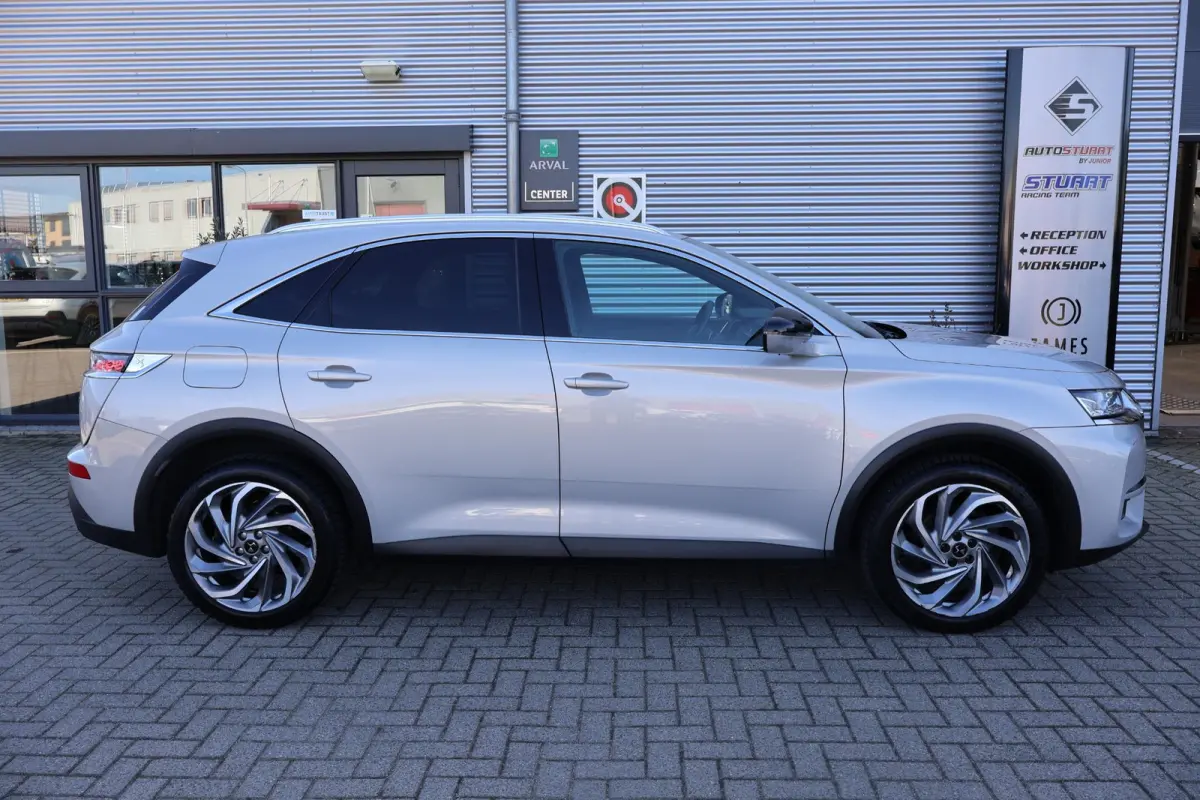 1.2 PureTech Business 1e Eigenaar | BTW | Volledig Onderh | NAP | 360 Cam | Carplay | Navi | Climate | DAB | Cruise | LED | Keyless | PDC
