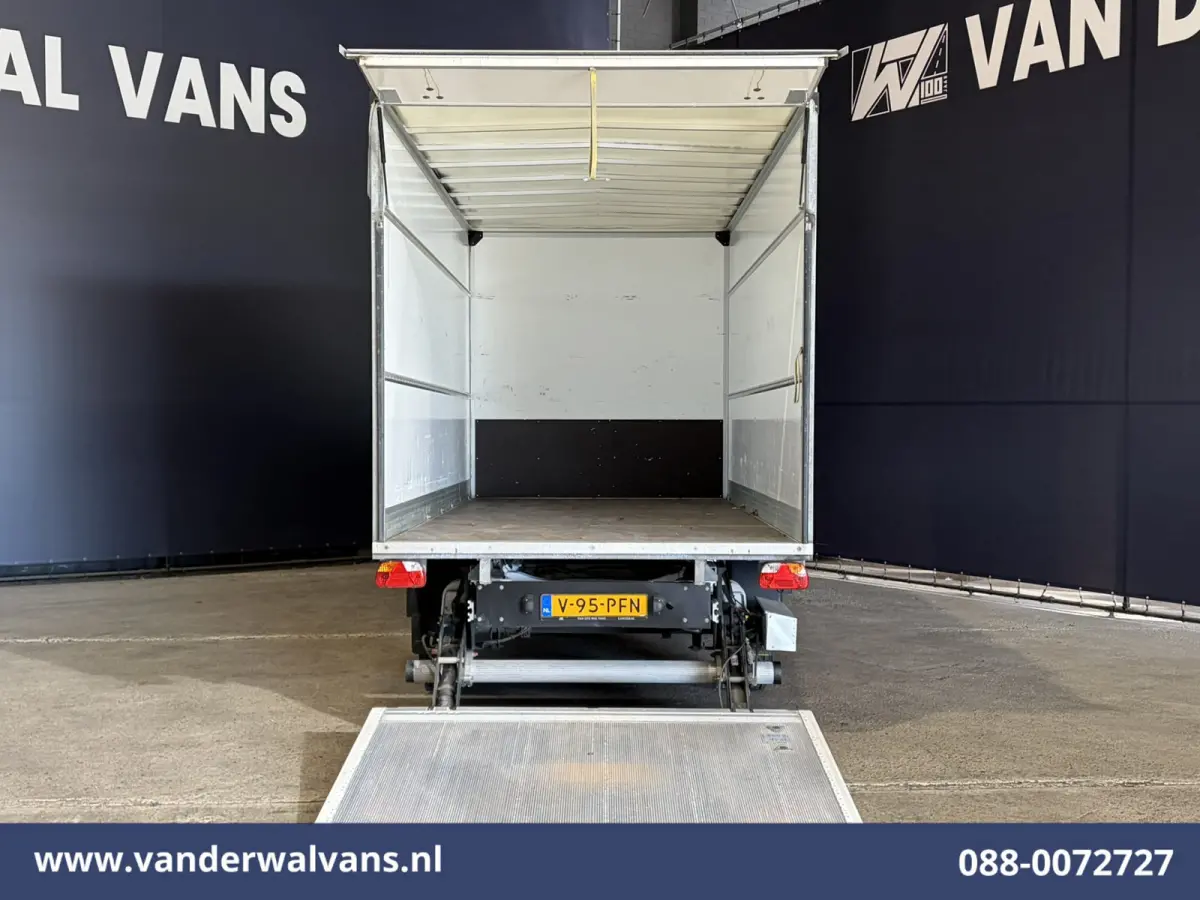 2.0 141pk Bakwagen Laadklep Euro6 Airco | Apple Carplay | Android Auto Bijrijdersbank, 969kg laadvermogen