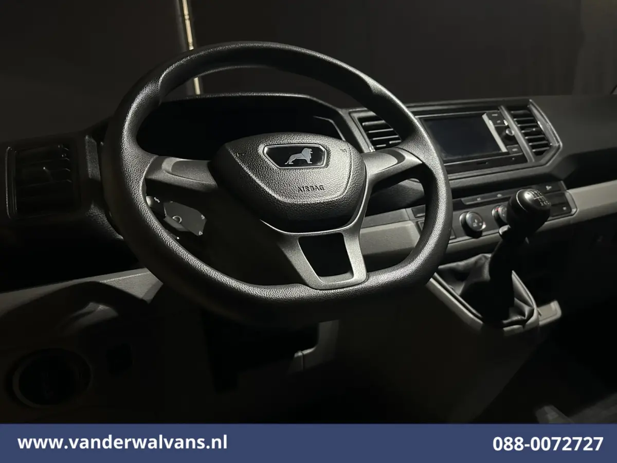 2.0 141pk Bakwagen Laadklep Euro6 Airco | Apple Carplay | Android Auto Bijrijdersbank, 969kg laadvermogen