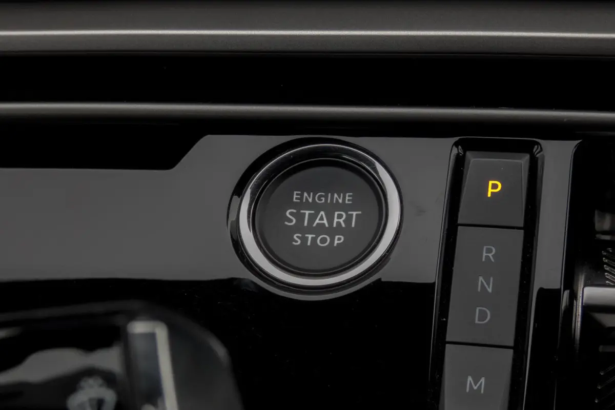 1.2 Hybrid 136 GT | STOELVERWARMING | ACC | STUURWIELVERWARMING | CAMERA | SFEERVERLICHTING