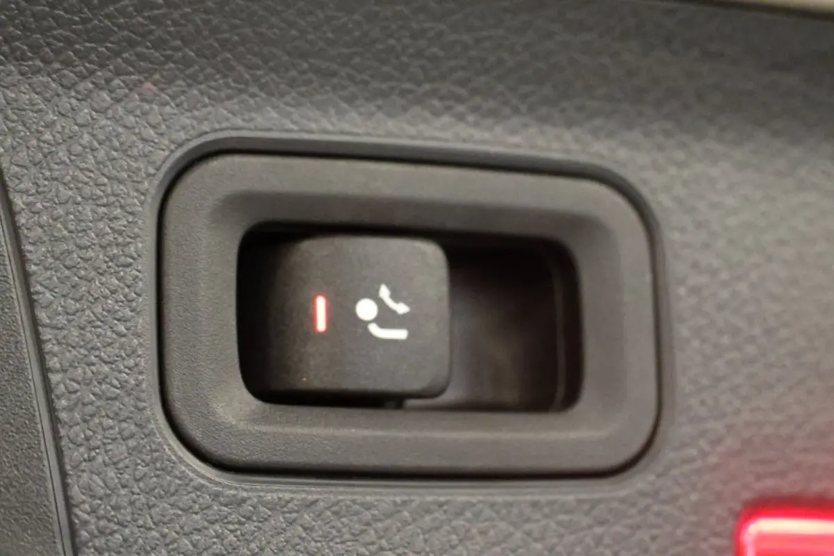 A180 d AMG pakket | Panorama dak | Burmester | Widescreen | Apple Carplay | Sfeerverlichting | Stoelverwarming | Alcantara | 360 PDC | Volledig onderhouden | Distributieriem vervangen