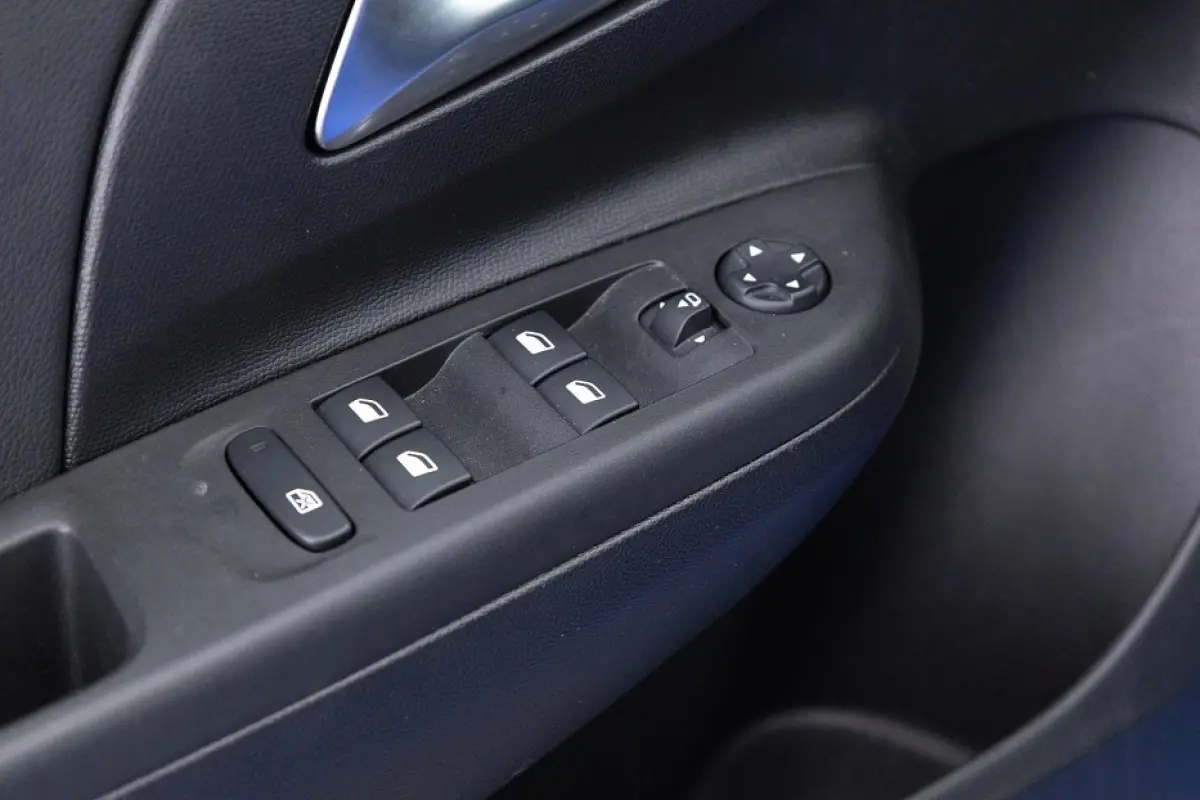 1.2 Elegance Automaat | Full LED | Half LEDER | Stoelverwarming