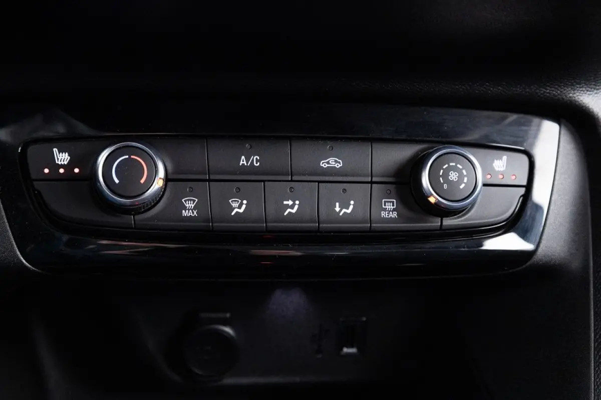 1.2 Elegance Automaat | Full LED | Half LEDER | Stoelverwarming