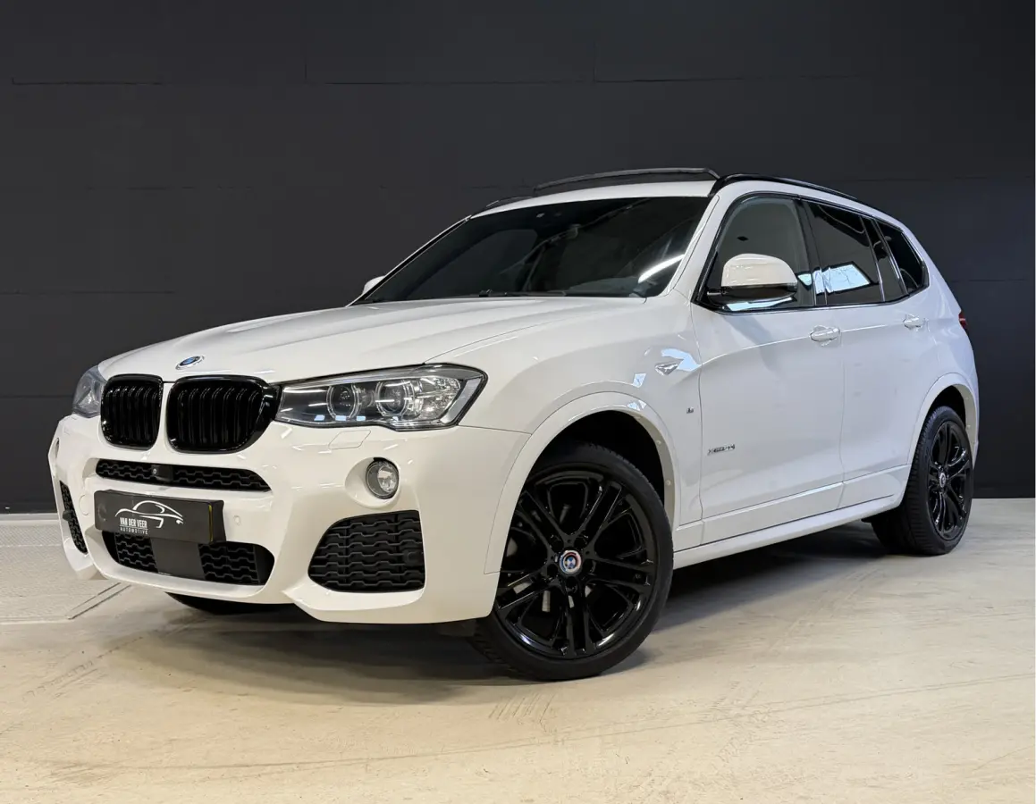 xDrive20i | M-Sport | Centennial High Executive | Panoramadak | Head-Up | Lederen sportstoelen | 20'' LMV