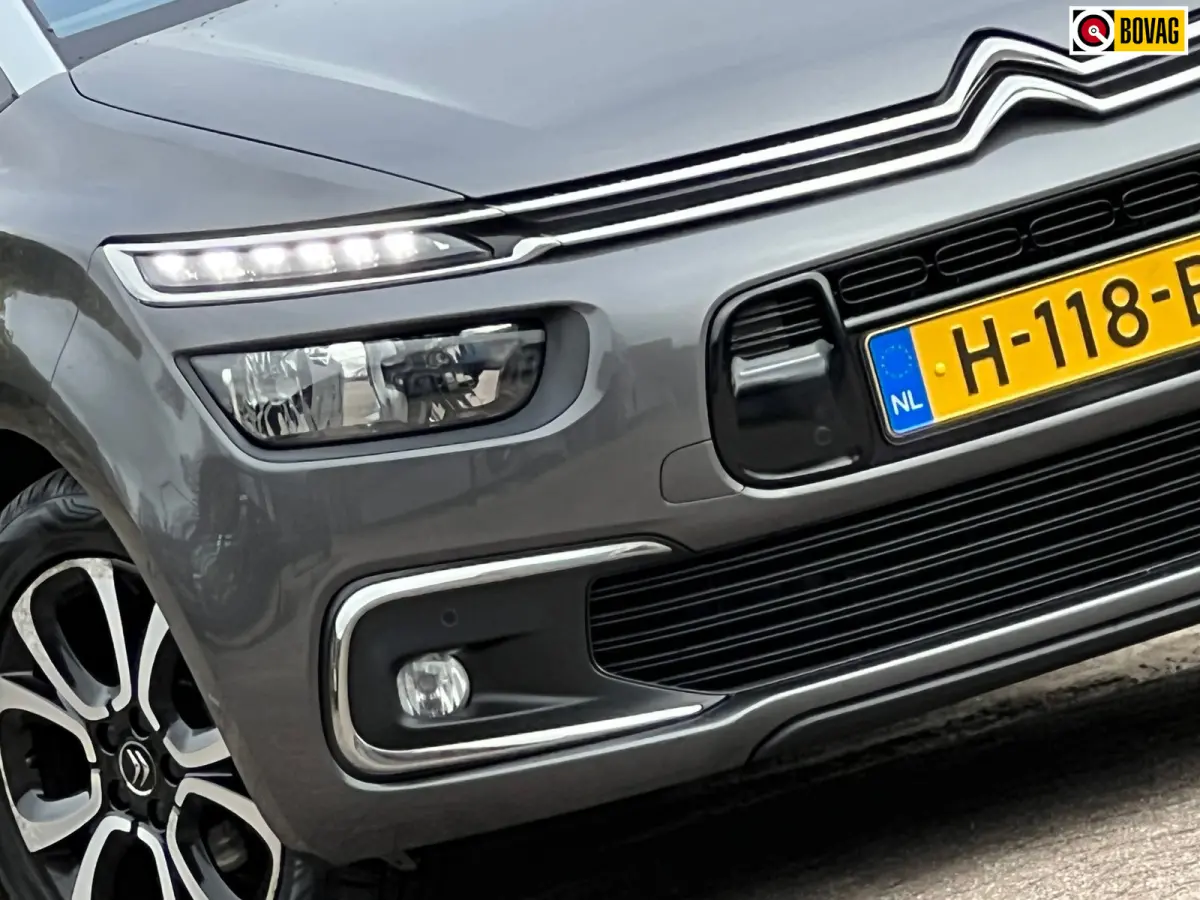 1.2 PureTech Business - Gris Platinium - Carplay/Camera/7 zitter