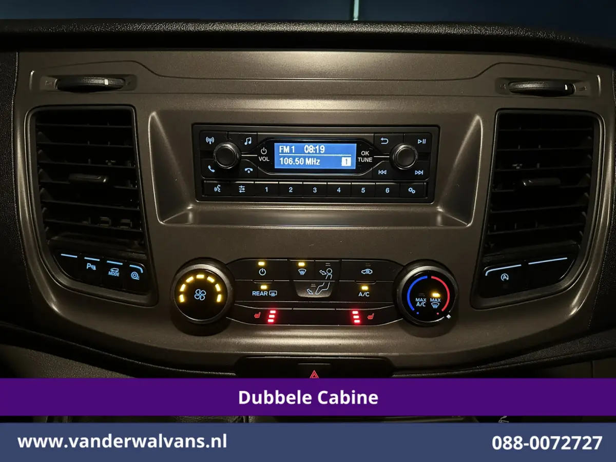 2.0 TDCI 131pk L2H1 Dubbele Cabine Euro6 Airco | 6-Zits | LED | Cruisecontrol | 2800kg trekhaak Parkeersensoren, Stoelverwarming