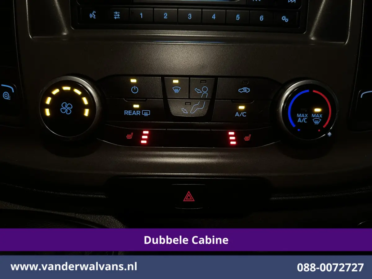2.0 TDCI 131pk L2H1 Dubbele Cabine Euro6 Airco | 6-Zits | LED | Cruisecontrol | 2800kg trekhaak Parkeersensoren, Stoelverwarming