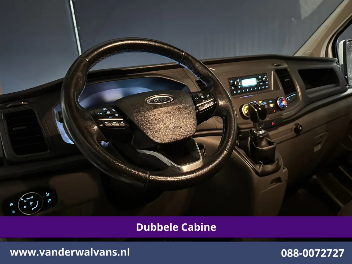 2.0 TDCI 131pk L2H1 Dubbele Cabine Euro6 Airco | 6-Zits | LED | Cruisecontrol | 2800kg trekhaak Parkeersensoren, Stoelverwarming