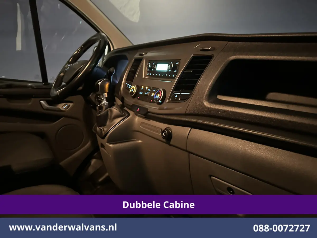 2.0 TDCI 131pk L2H1 Dubbele Cabine Euro6 Airco | 6-Zits | LED | Cruisecontrol | 2800kg trekhaak Parkeersensoren, Stoelverwarming