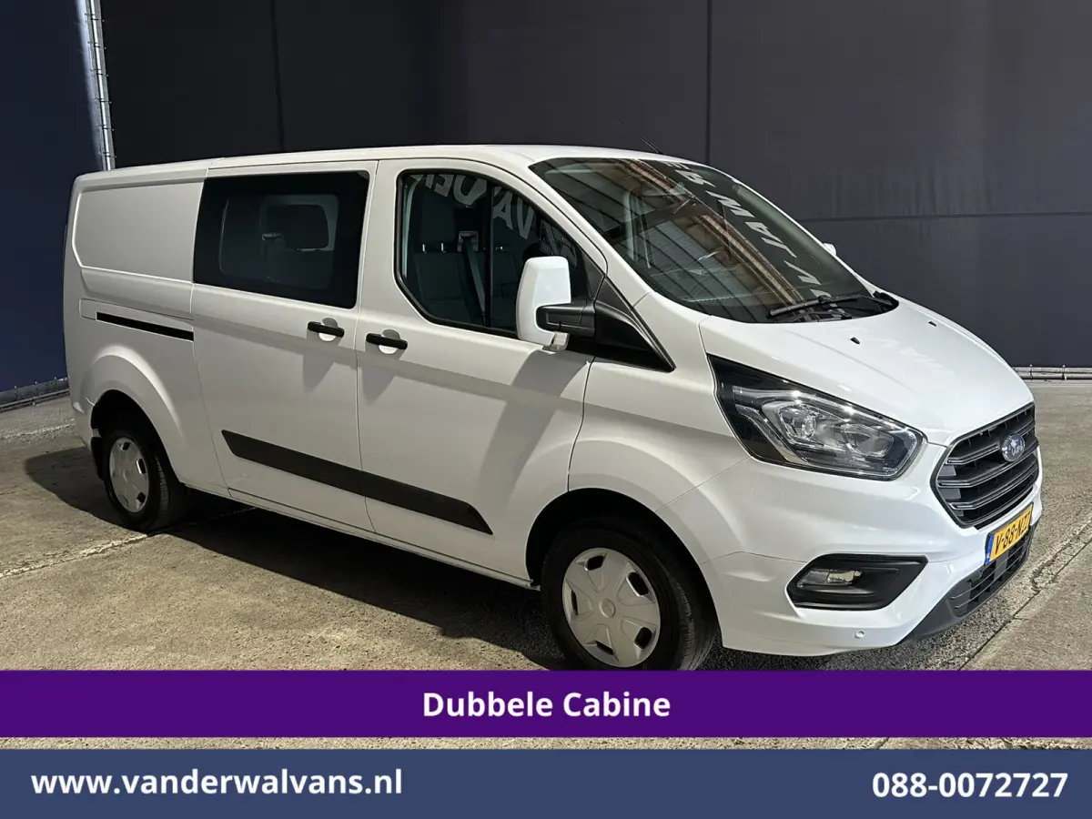 2.0 TDCI 131pk L2H1 Dubbele Cabine Euro6 Airco | 6-Zits | LED | Cruisecontrol | 2800kg trekhaak Parkeersensoren, Stoelverwarming