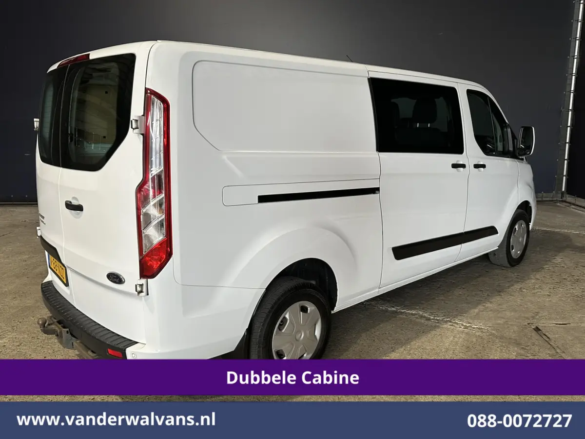 2.0 TDCI 131pk L2H1 Dubbele Cabine Euro6 Airco | 6-Zits | LED | Cruisecontrol | 2800kg trekhaak Parkeersensoren, Stoelverwarming