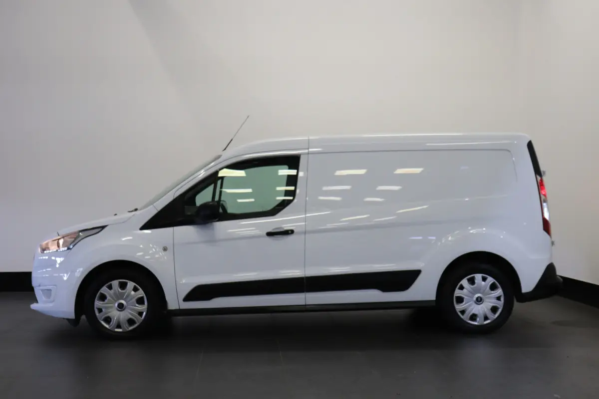 1.5 EcoBlue 100PK L2 EURO 6 - Airco - Cruise - Trekhaak - € 11.950,- Excl.