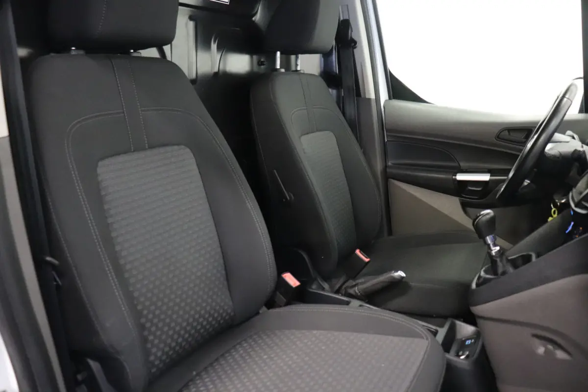 1.5 EcoBlue 100PK L2 EURO 6 - Airco - Cruise - Trekhaak - € 11.950,- Excl.