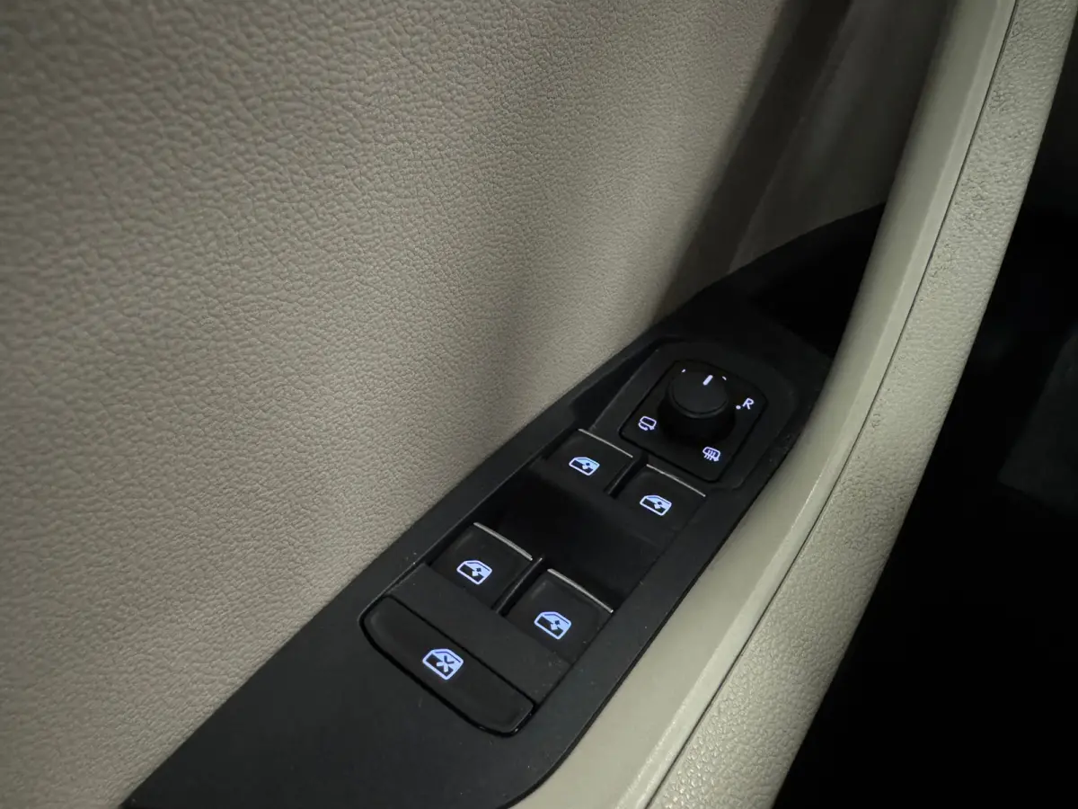 1.5 TSI ACT Style Business Leder Pano Adaptieve cruise Trekhaak