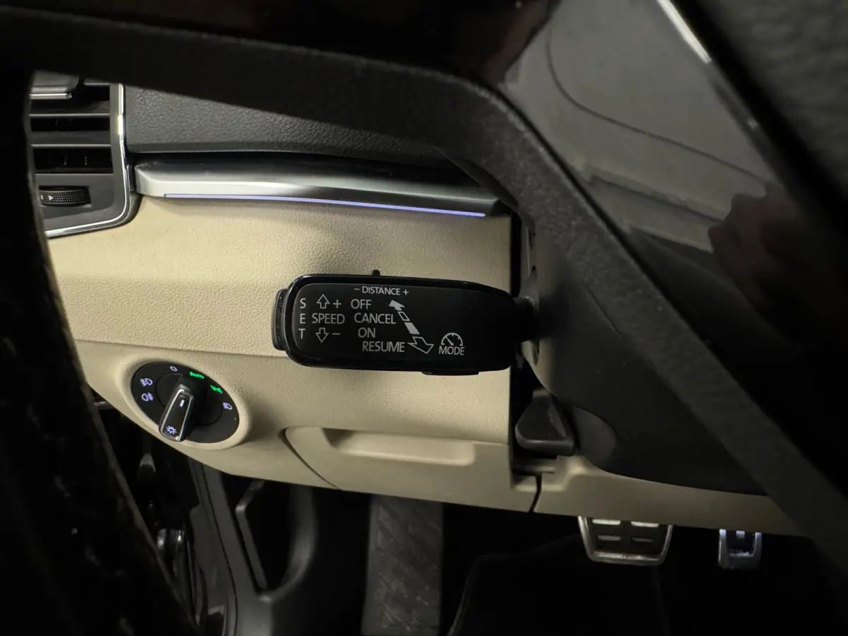 1.5 TSI ACT Style Business Leder Pano Adaptieve cruise Trekhaak