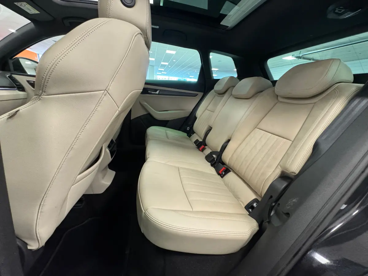 1.5 TSI ACT Style Business Leder Pano Adaptieve cruise Trekhaak
