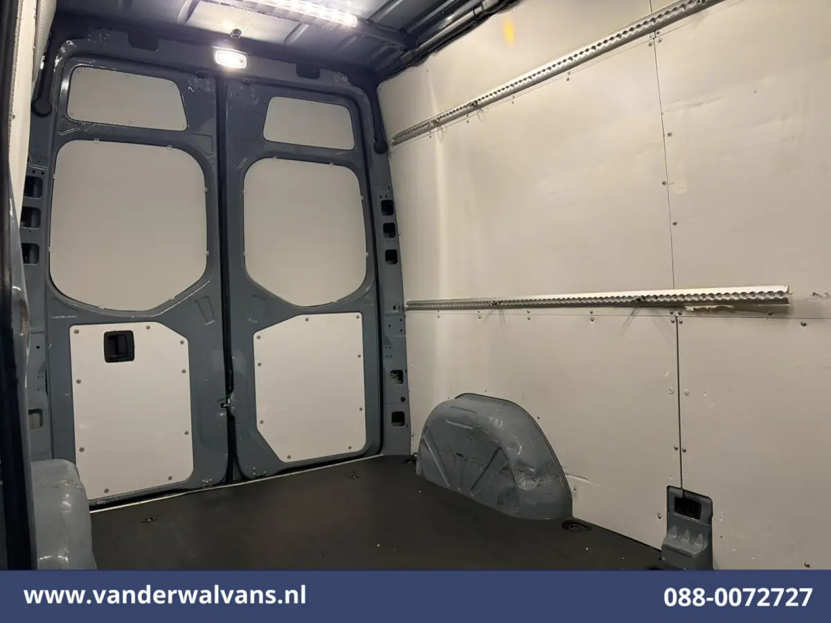 211 CDI L2H2 Euro6 Airco | Camera | Navigatie | Apple Carplay | Android Auto Bijrijdersbank