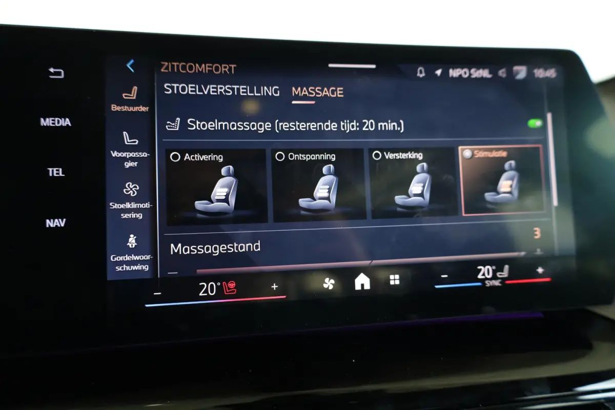 230e xDrive | M Sport | Harman Kardon | Panoramadak | Head-Up Display | Trekhaak