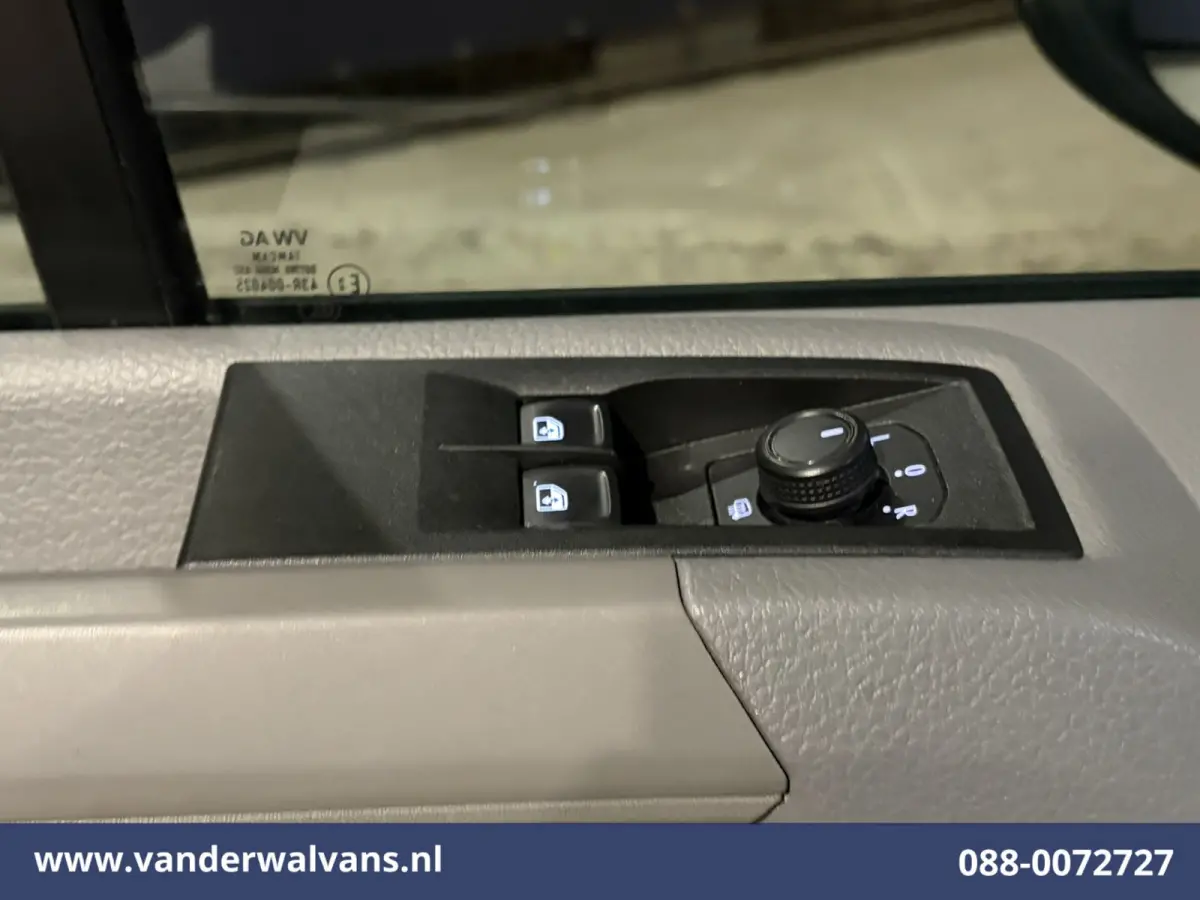 2.0 TDI L3H2 L2H1 Euro6 Airco | Camera | Apple Carplay | Android Auto Bijrijdersbank