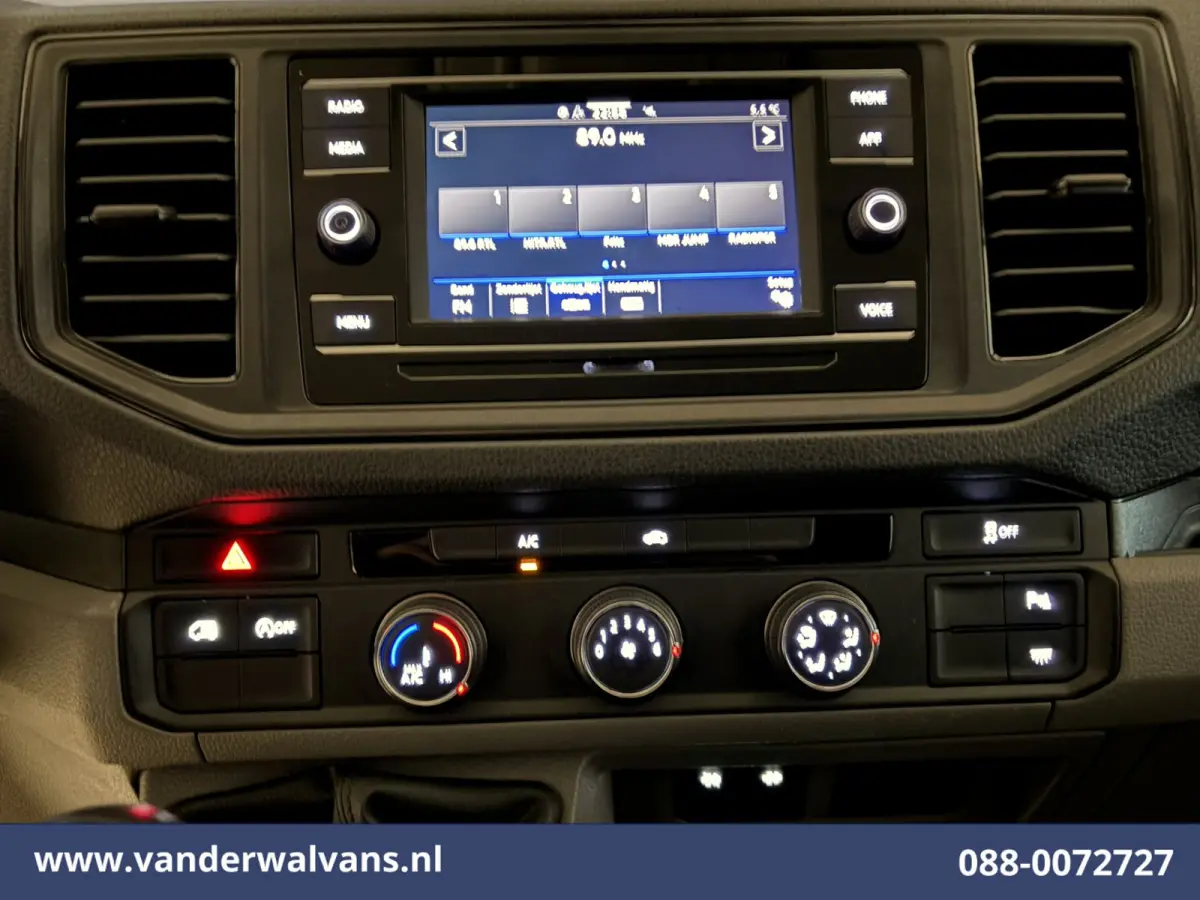 2.0 TDI L3H2 L2H1 Euro6 Airco | Camera | Apple Carplay | Android Auto Bijrijdersbank