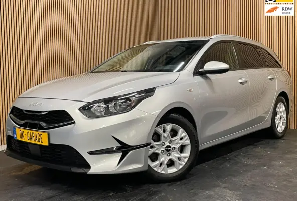 1.0 T-GDi DynamicLine|APPLE CARPLAY|ANDROID AUTO|STOEL+STUURVERW|CAMERA|CRUISE,CLIMATE CTRL|1E EIG.|INCL.BTW|