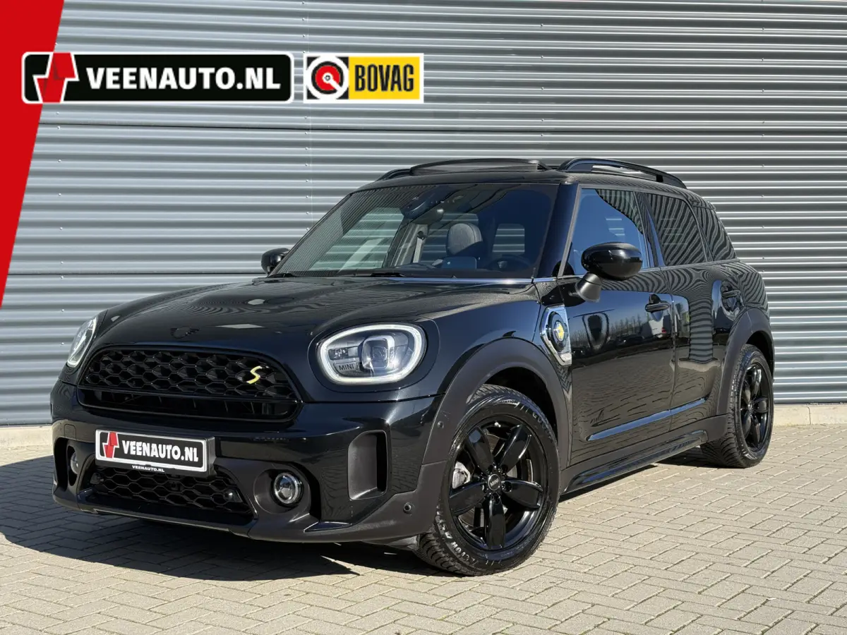 2.0 Cooper SE Pano/Camera/Apple