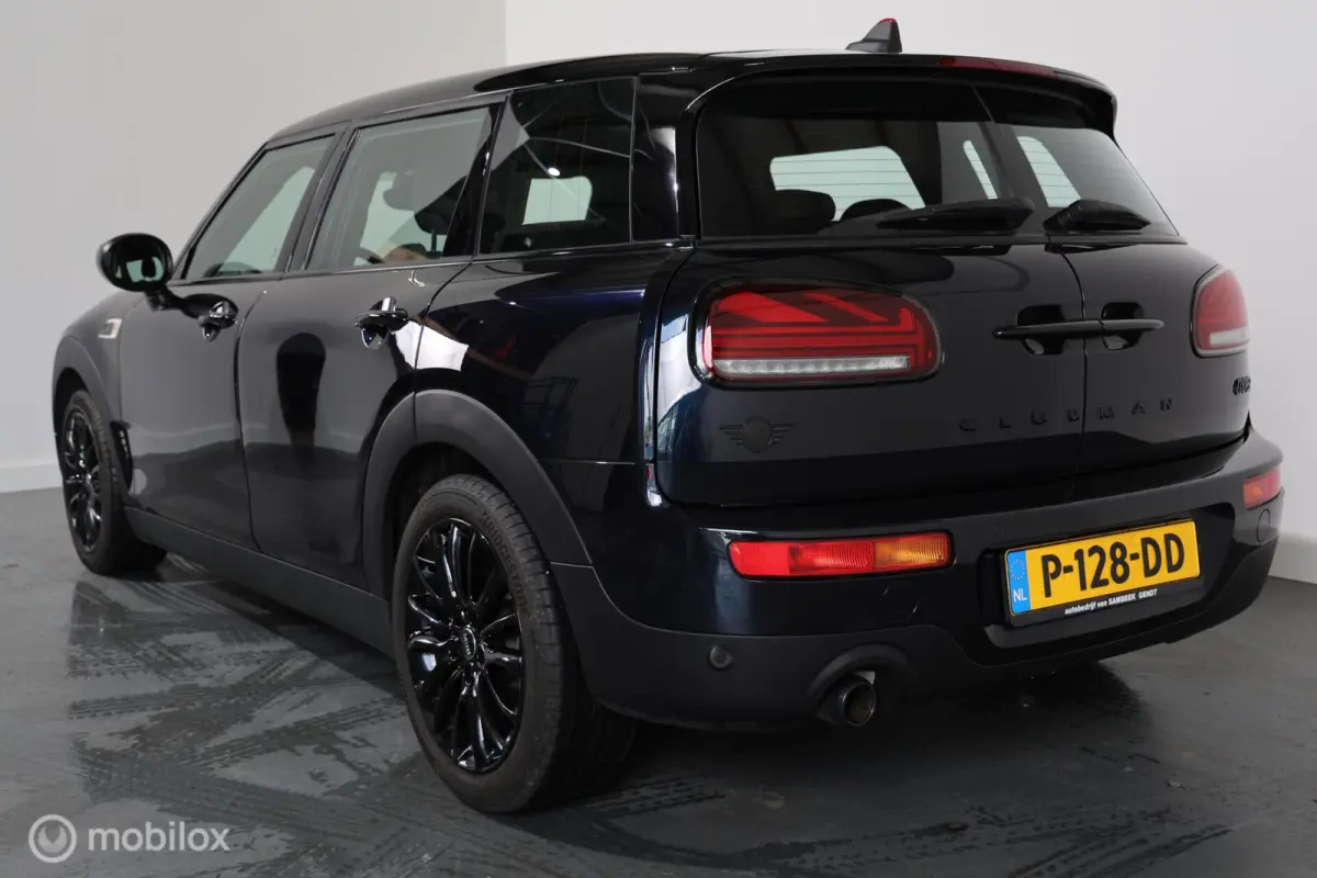 1.5 Cooper -STOEL/STUURVERWARMING - NAVI- AIRCO