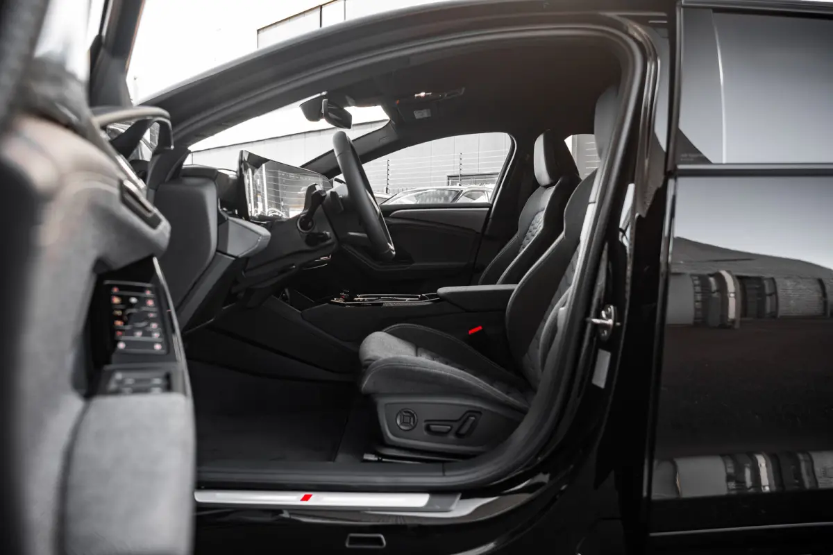 S edition | Audi smartphone interface | Comfortsleutel | Elektrisch instelbare voorstoelen