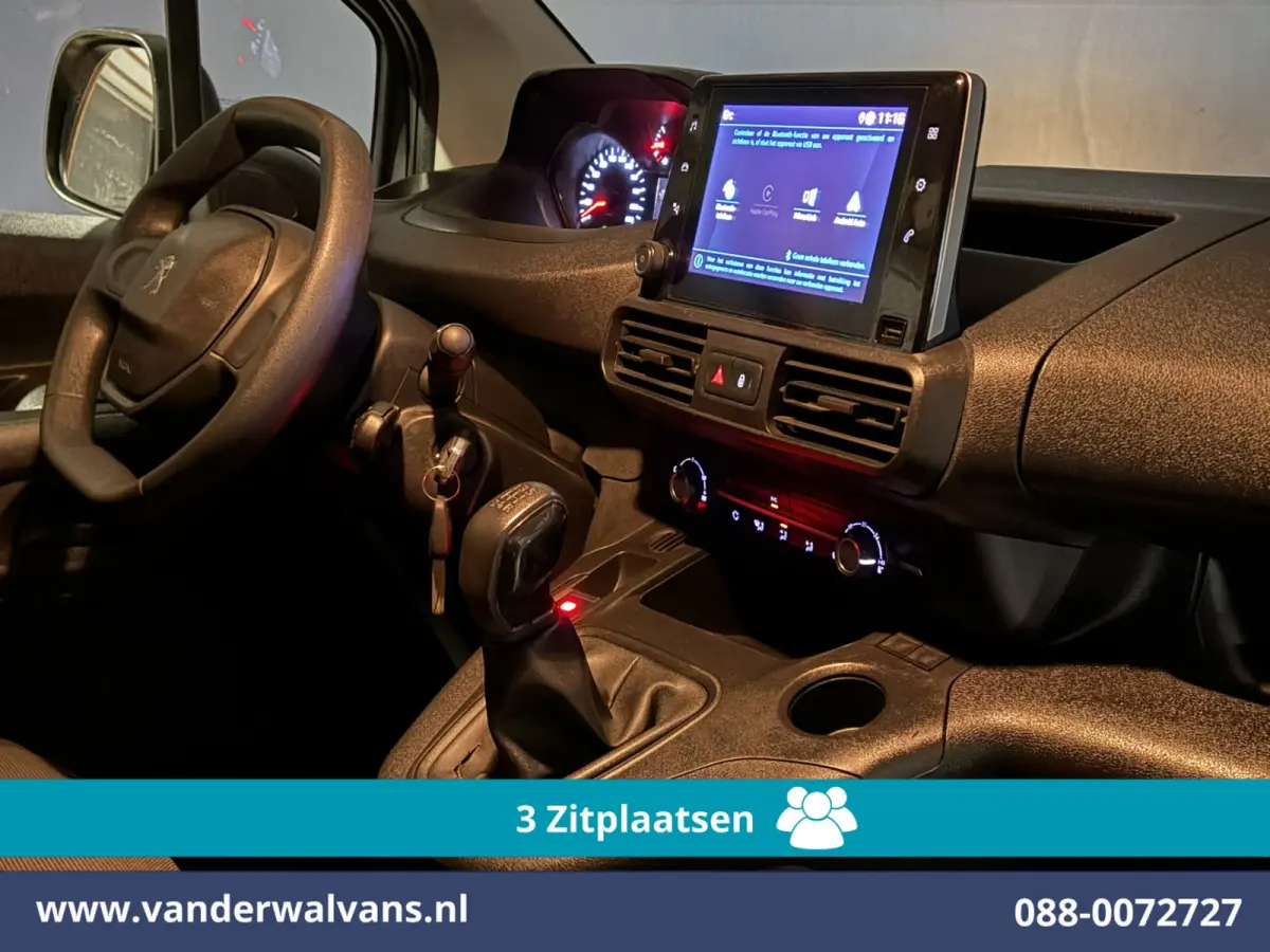 1.5 BlueHDI 102pk L2H1 Euro6 Airco | 3-Zits | Apple Carplay | Camera | Cruisecontrol | Trekhaak Android Auto, Parkeersensoren, Bijrijdersbank