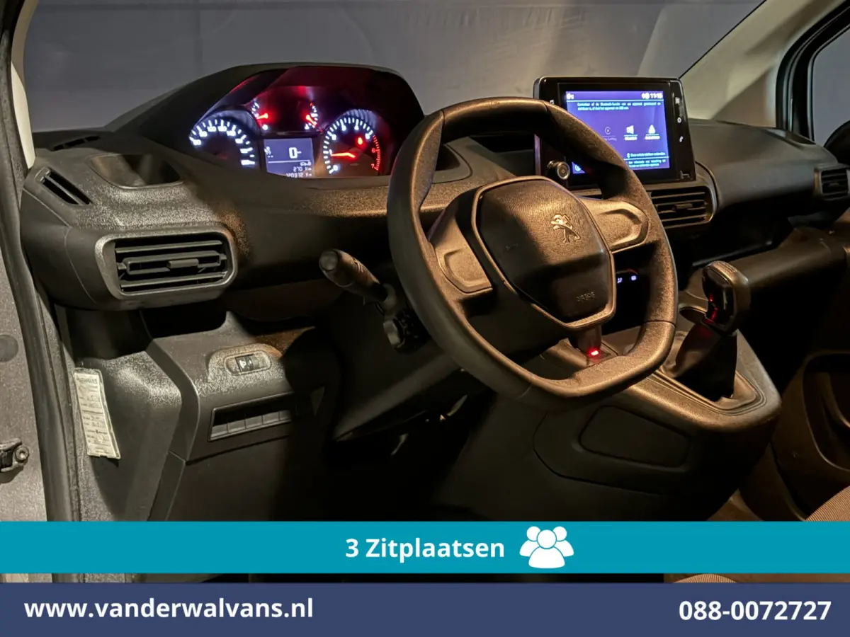 1.5 BlueHDI 102pk L2H1 Euro6 Airco | 3-Zits | Apple Carplay | Camera | Cruisecontrol | Trekhaak Android Auto, Parkeersensoren, Bijrijdersbank