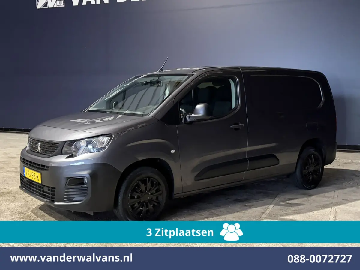 1.5 BlueHDI 102pk L2H1 Euro6 Airco | 3-Zits | Apple Carplay | Camera | Cruisecontrol | Trekhaak Android Auto, Parkeersensoren, Bijrijdersbank