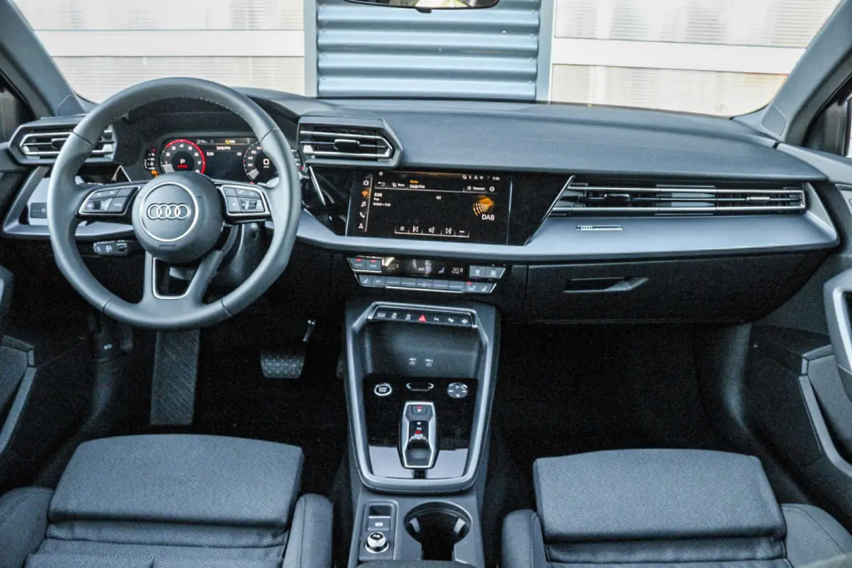 30 TFSI 115pk Pro Line | Interieur Pakket | Hold Assist