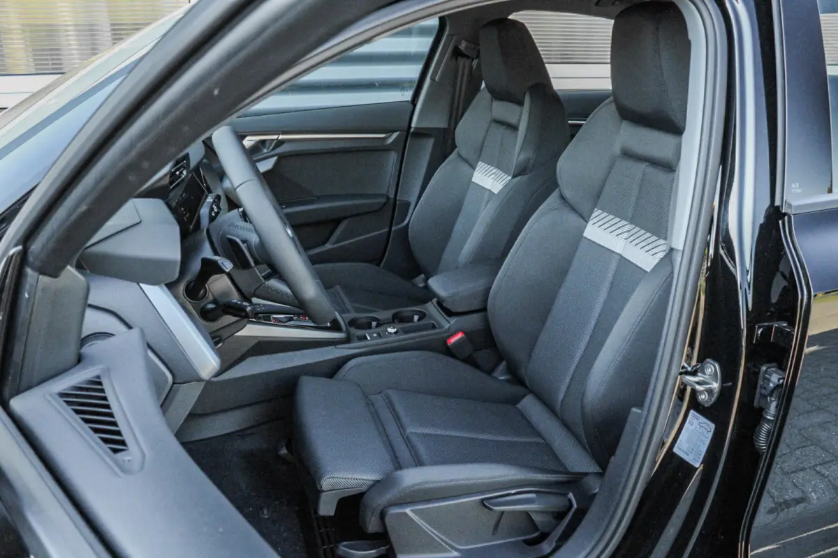 30 TFSI 115pk Pro Line | Interieur Pakket | Hold Assist