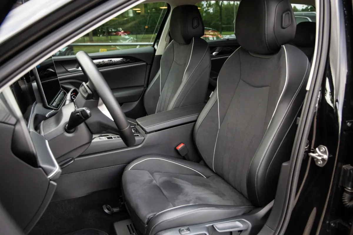 1.5 eTSI Elegance Business , Adap. cruise, Stoel/stuurverwarming, Head-up display,