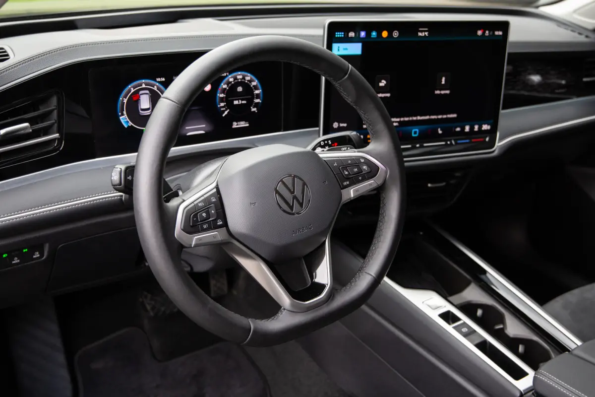 1.5 eTSI Elegance Business , Adap. cruise, Stoel/stuurverwarming, Head-up display,