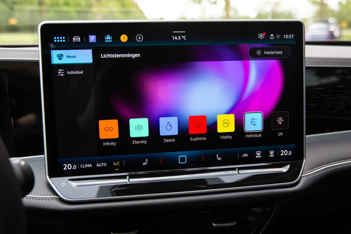 1.5 eTSI Elegance Business , Adap. cruise, Stoel/stuurverwarming, Head-up display,