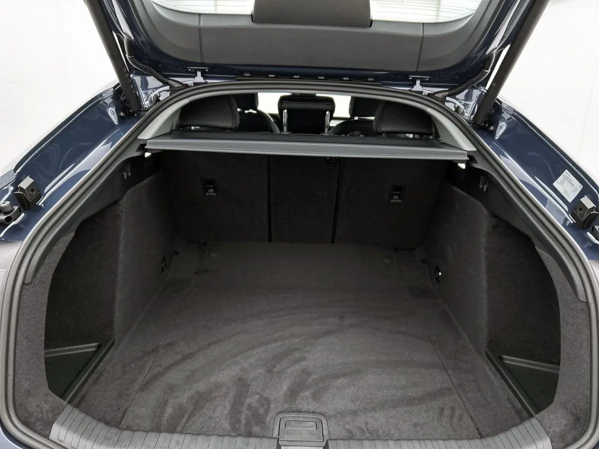 Advanced edition 83 kWh 286 PK | Navigatie | 360 Camera | Audi drive select | Adaptive cruise control | Warmtepomp | Elektrische achterklep | Comfortsleutel | Audi virtual cockpit plus |  Pa