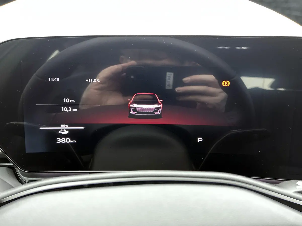 Advanced edition 83 kWh 286 PK | Navigatie | 360 Camera | Audi drive select | Adaptive cruise control | Warmtepomp | Elektrische achterklep | Comfortsleutel | Audi virtual cockpit plus |  Pa