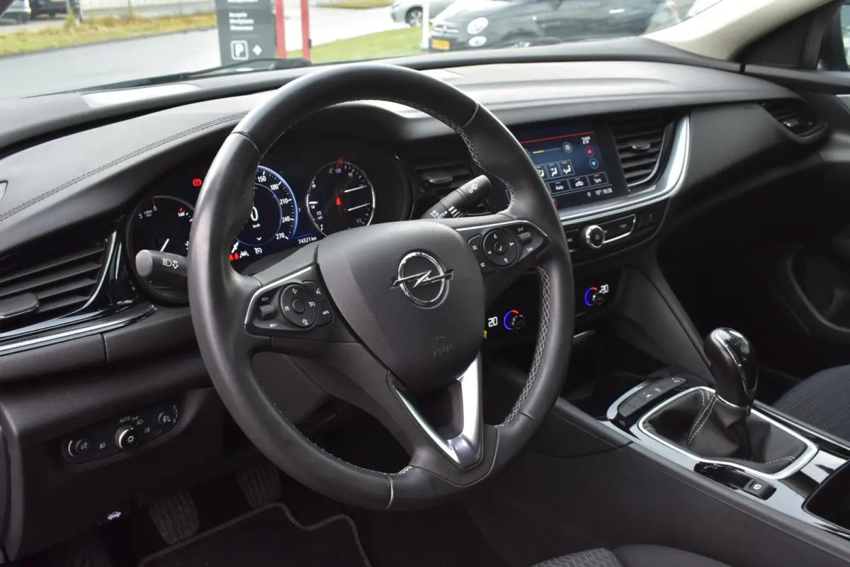 1.5 CDTI Business|Camera|Navi|Apple carplay/Android auto|NAP!|
